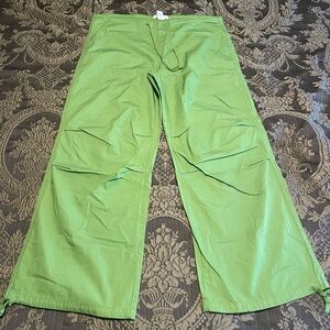 Happily Grey Wide Leg Cargo Pants Size M Pre-Owned Great Condition!